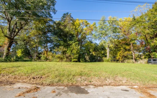 Residential Lot in Tomlin Woodland Subdivision of Jackson, TN