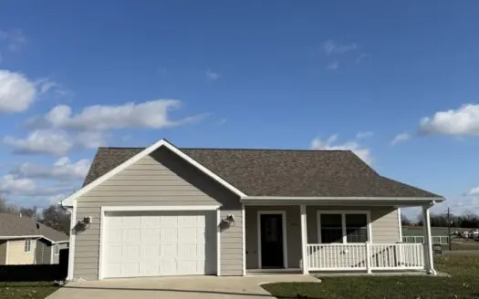 2014 2 Bed/2Bath Ranch Home – Mount Ayr, Iowa