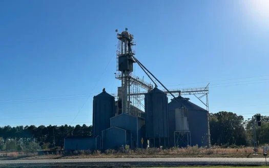 Fully Operational Grain Elevator For Sale in Blackwell, AR