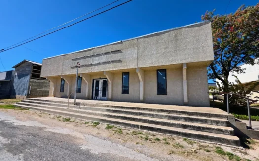 Prime Hwy 67 Commercial Property in Mertzon TX –Endless Potential