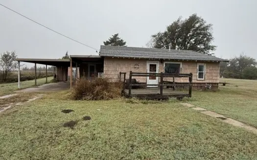 Home For Sale in Coldwater, Kansas