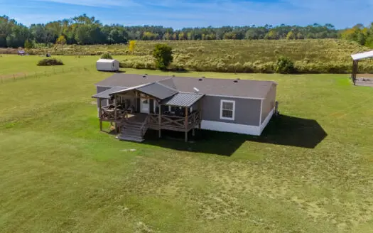 Modern Farmhouse on 5 Acres for Sale in Lake City, Florida