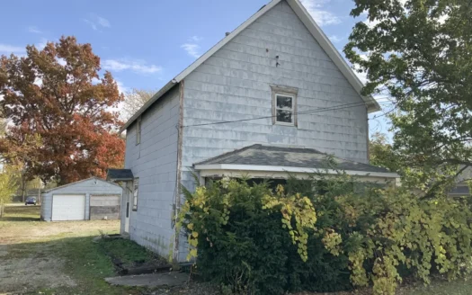 Property #7: 207 Findlay Pike Portage, Ohio 43451