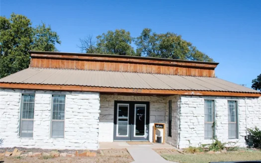 Commercial Building For Sale Downtown Brownwood, TX