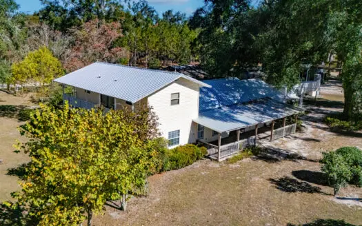 5-Bedroom Family Estate on 4.2 Acres for Sale in Mayo, FL
