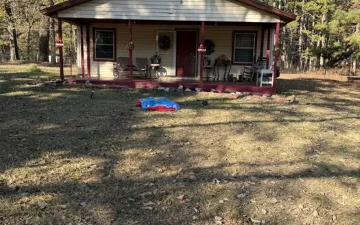 Fixer-Upper on 2.71 Acres – 93 CR 1130, Maud, TX 75567