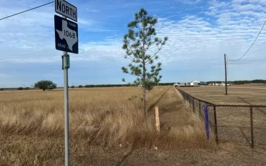 5 Acres unrestricted grass land Mathis, Texas