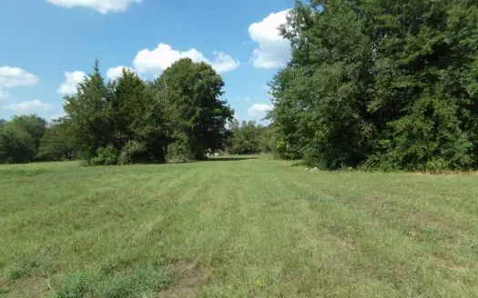 10 Acres of Development Land For Sale Paris TX Lamar Co TX