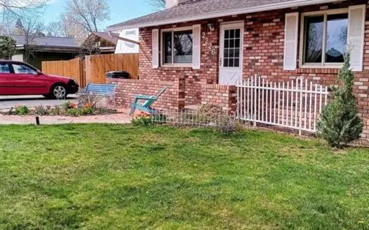 Peaceful SmallTown Living Surrounded By Colorado’s Natural Beauty