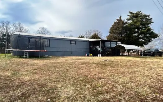 Well Maintained Manufactured Home Horseshoe Bend, AR