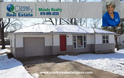 Remodeled Home In Melbourne Arkansas