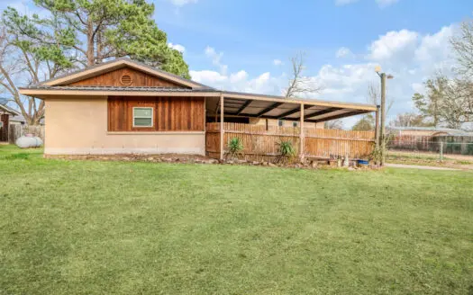 Lamar County Home on .51 Acre | Fenced w/ Well & Storage