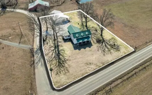 ABSOLUTE AUCTION! Country Home with shop for sale in TN