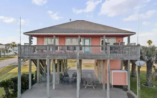 Bolivar Beach – Unobstructed Gulf View & Income Potential