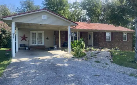 Charming Country Home Near Dale Hollow Lake