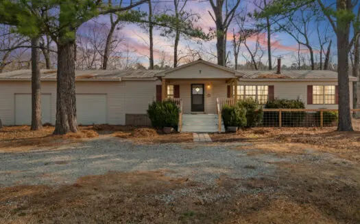 3 bed 2 bath – Little Red River Riverfront Home For Sale