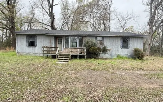 Mt. Pleasant – Titus County – East Texas 3BR-2BA Home on 1+ Acres
