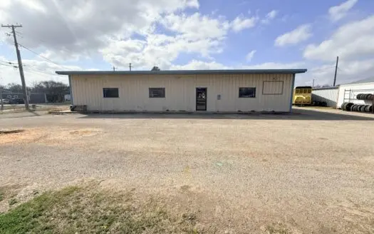 Commercial Property in Winnsboro Wood County Texas For Sale