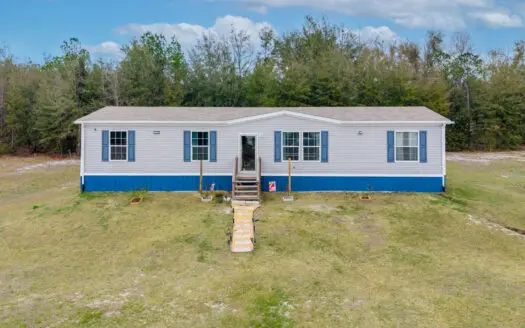 Spacious 3-Bedroom Home on 1 Acre with 30×24 Shop in Live Oak, FL