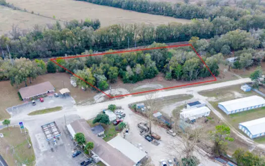 uture Commercial Potential Due to its proximity to Highway 19