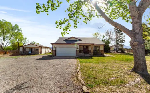 Home For Sale On Acreage With ADU in Montrose Colorado