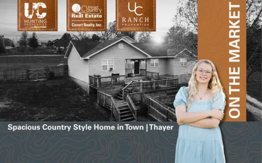 Missouri Ozarks Country Style Home in Town | Thayer