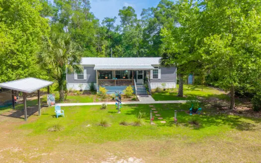 Country Home in Old Town, FL with Deeded River Access
