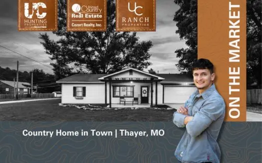 Country Home in Town | Thayer, Missouri