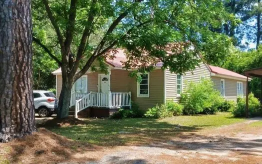 4BR/2BA Bennettsville SC Cottage: Key Updates & Ready!