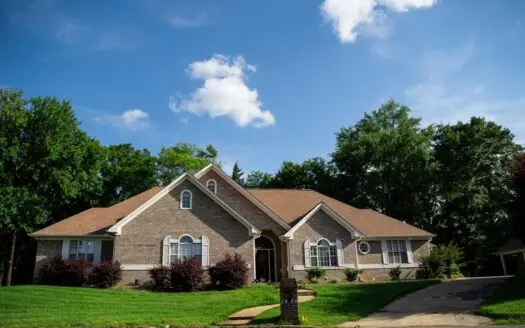 Tupelo Home With Pool and Pool House