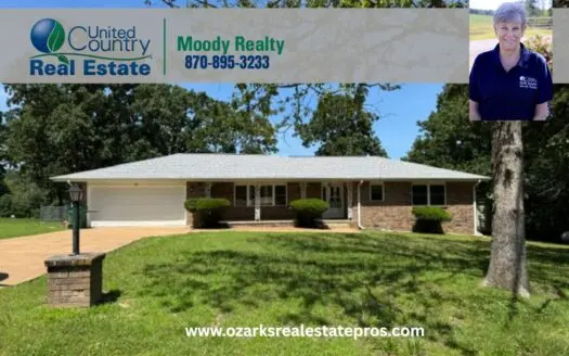 Home On The Golf Course In Horseshoe Bend Arkansas