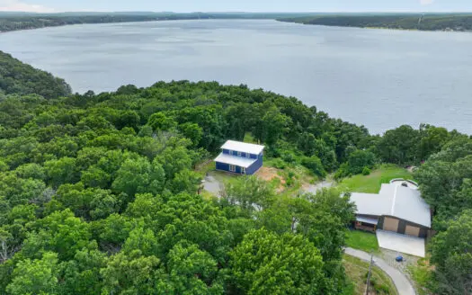Salina, Oklahoma Lakefront Home For Sale