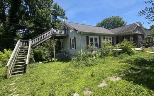 Perfect Location in Downtown Linden