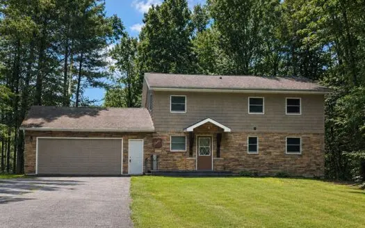 4 Bedroom Waterfront Home on the Jersey City Flowage