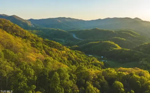 147 Acres of Mountain Land in Unicoi County, Tennessee