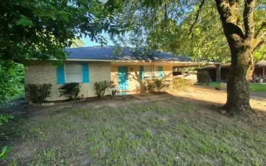 2 Bedroom Home in Houston County Close to School