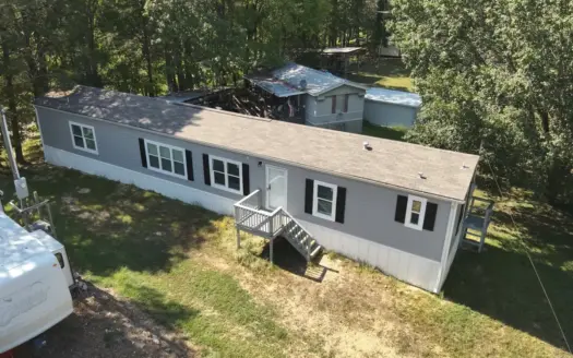 3 Bedroom Riverfront Home for Sale in Perry County, Tennessee