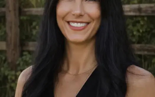 agent profile picture for Amy Haage on investment properties website