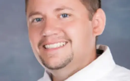 agent profile picture for Eric Neilson on investment properties website