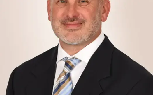 agent profile picture for H Dean Post on investment properties website