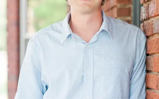agent profile picture for Hank White on investment properties website