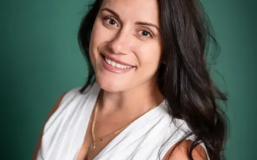 agent profile picture for Jade Anderson on investment properties website