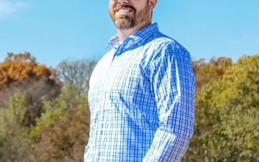 agent profile picture for Nate Ammons on investment properties website