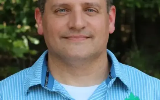 agent profile picture for Ricky O'Neill on investment properties website