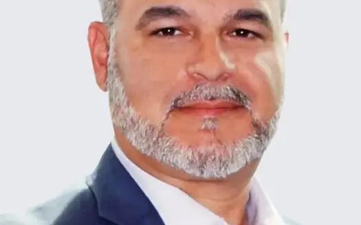 agent profile picture for Sergio Ayala on investment properties website