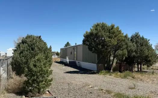 Affordable 3 Bedroom Home on Corner Lot in Estancia NM