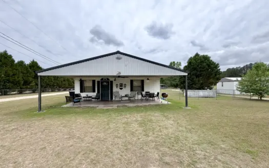 Affordable Country Home Near Dothan on ½ Acre with Pool