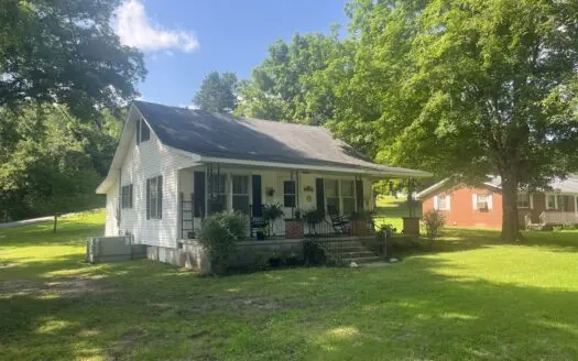 Affordable Investment-Starter Home 2 Bed-1 Bath, Waynesboro, Tn.