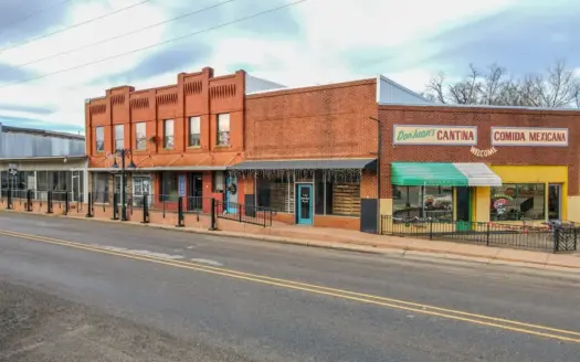 Cass County Commercial Building in Hughes Springs