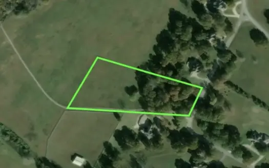Country Living w/Convenient Access